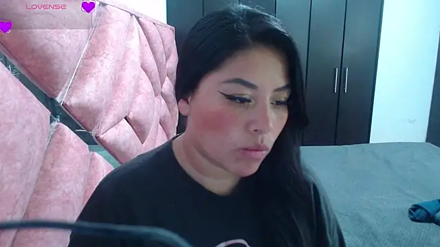 moan sex2 online show from March 27, 2026, 9:54 am