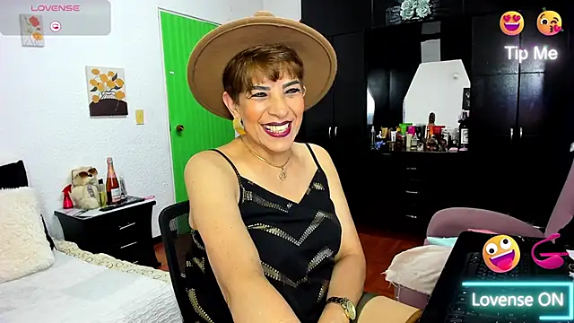 Angelina Stone 65 online show from March 12, 2026, 12:05 am