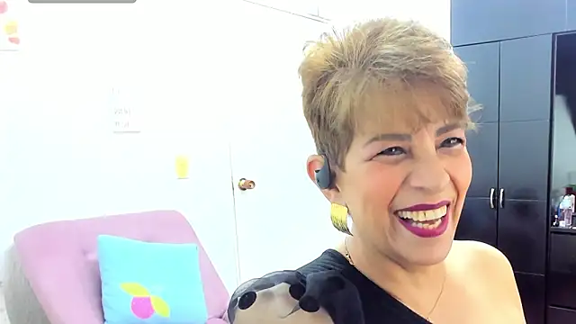 Angelina Stone 65 online show from September 27, 2025, 10:05 pm