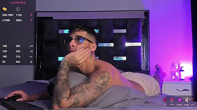 Snapshot of iamcamiloo_ chatting on March 5, 2025, 2:46 am iamcamiloo online show from March 5, 2025, 2:46 am