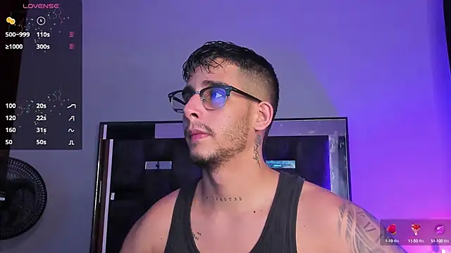 Snapshot of iamcamiloo_ chatting on March 11, 2025, 11:58 pm iamcamiloo online show from March 11, 2025, 11:58 pm