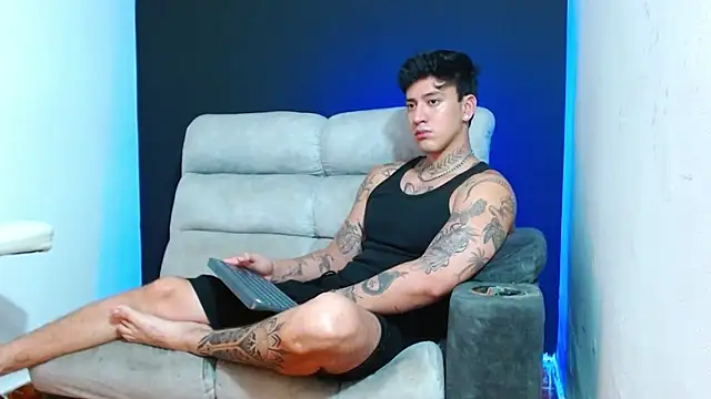 Snapshot of JUSTIN_FULLER1 chatting on May 28, 2026, 5:19 pm JUSTIN FULLER1 online show from May 28, 2026, 5:19 pm