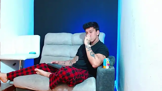 JUSTIN FULLER1 online show from February 15, 2026, 10:20 pm