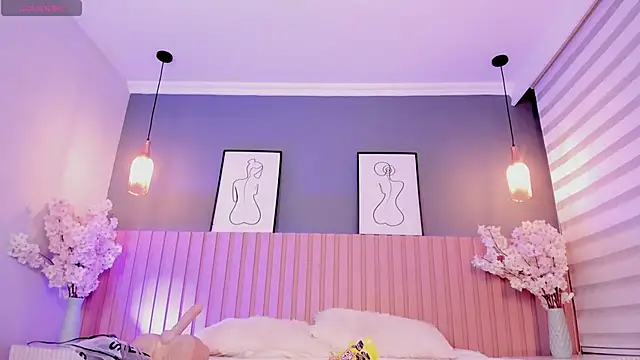 babee sophie online show from October 8, 2025, 3:08 am