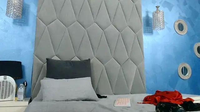 AretiAlisya online show from March 4, 2025, 6:26 am