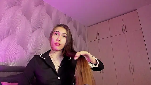 Bambiii bby online show from March 18, 2025, 1:24 am