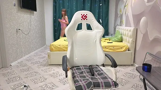 katerinapree online show from January 9, 2026, 7:54 pm