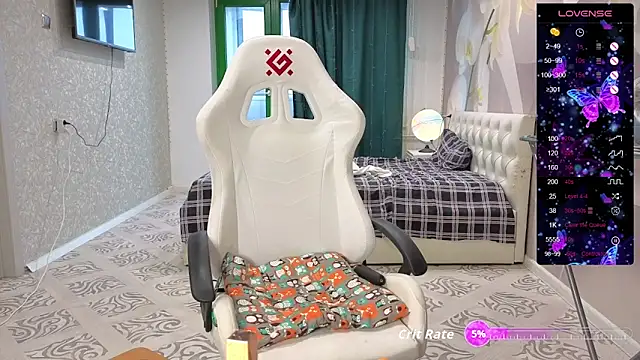 katerinapree online show from October 18, 2025, 6:04 am