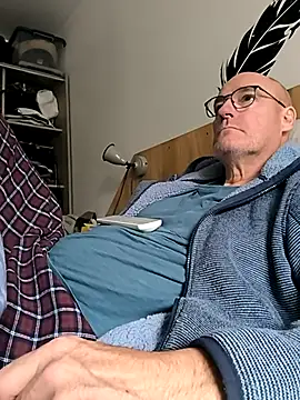 bogland33 online show from September 26, 2025, 11:39 am