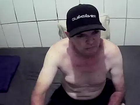 pierdona online show from March 18, 2025, 8:16 pm