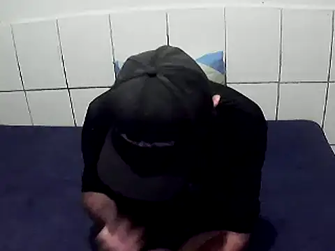 pierdona online show from December 16, 2025, 8:35 pm