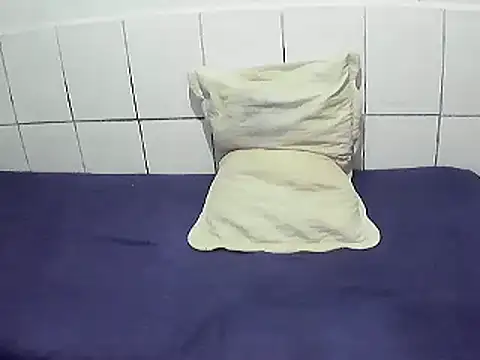 pierdona online show from September 28, 2025, 2:24 pm