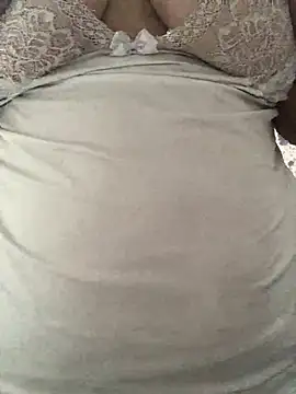 ahross online show from September 19, 2025, 10:08 am