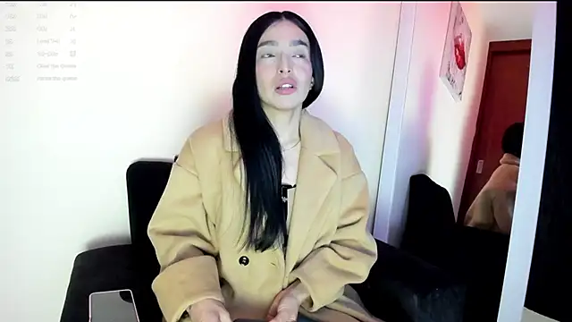 victoria  lace  online show from March 18, 2025, 2:08 am