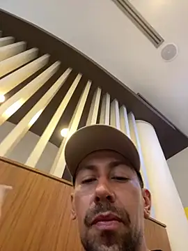 dantedesirexx online show from March 6, 2025, 10:36 pm