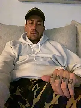 dantedesirexx online show from December 17, 2025, 5:01 am