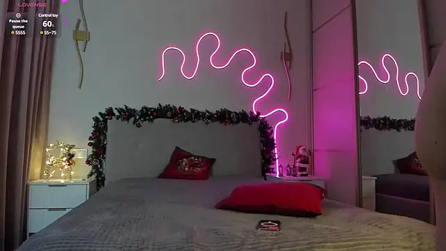 Snapshot of flora_off chatting on January 19, 2025, 5:58 am flora off online show from January 19, 2025, 5:58 am