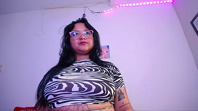 alaia 03 online show from November 5, 2025, 1:09 am