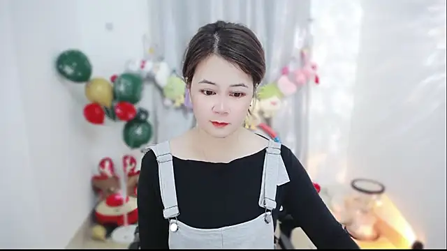 Snapshot of Fan_ting chatting on February 13, 2026, 2:33 am Fan ting online show from February 13, 2026, 2:33 am