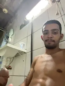 moreninhoP online show from March 11, 2025, 3:04 am