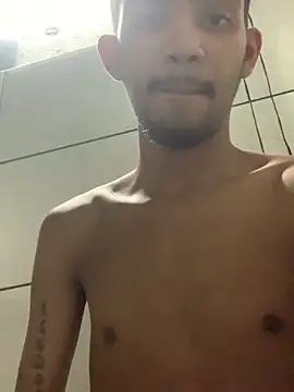 moreninhoP online show from February 2, 2025, 2:17 am