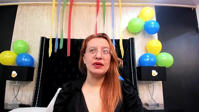 RoxieJackson online show from September 26, 2025, 11:50 am