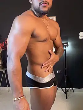 CallumMuscle online show from September 18, 2025, 2:25 am