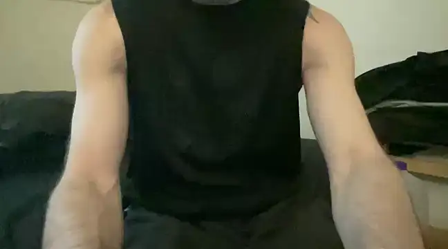 Snapshot of alphajoshkosh chatting on March 20, 2025, 4:20 pm alphajoshkosh online show from March 20, 2025, 4:20 pm