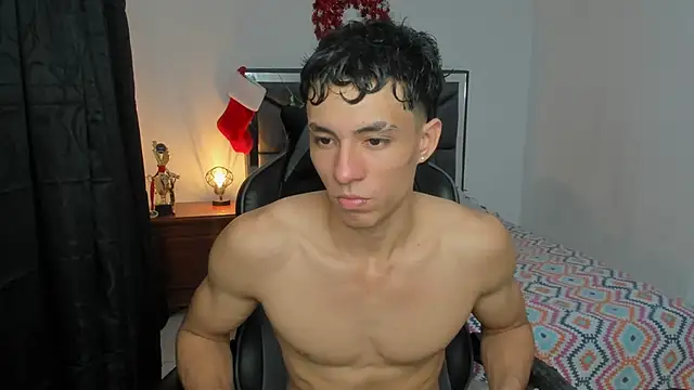 enzo sloran online show from December 5, 2025, 6:56 am