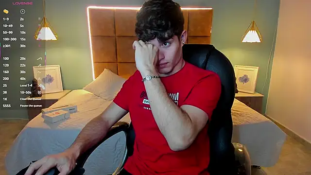 AlejooTwink online show from September 28, 2025, 1:12 am