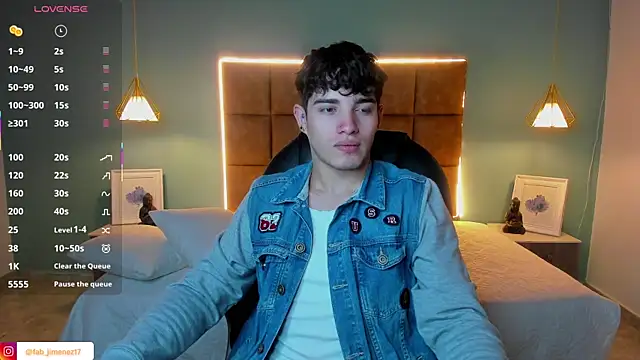 AlejooTwink online show from September 22, 2025, 8:37 pm