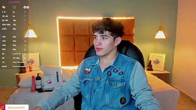 AlejooTwink online show from September 23, 2025, 8:43 am