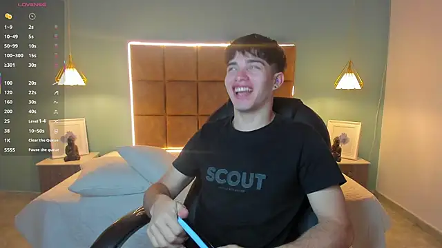 AlejooTwink online show from October 17, 2025, 12:47 am