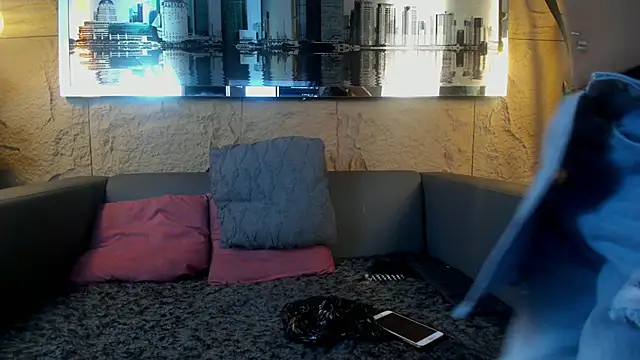 Layla 707 online show from September 13, 2025, 10:54 pm