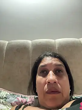 siri duque online show from April 4, 2026, 1:12 am