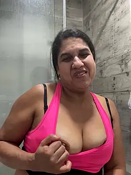 siri duque online show from November 4, 2025, 3:43 am