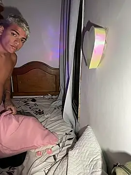 Leo bunny hot online show from April 19, 2026, 2:34 am