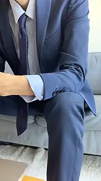 kimkim123123 online show from November 10, 2025, 12:59 am