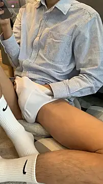 kimkim123123 online show from December 20, 2025, 5:43 am