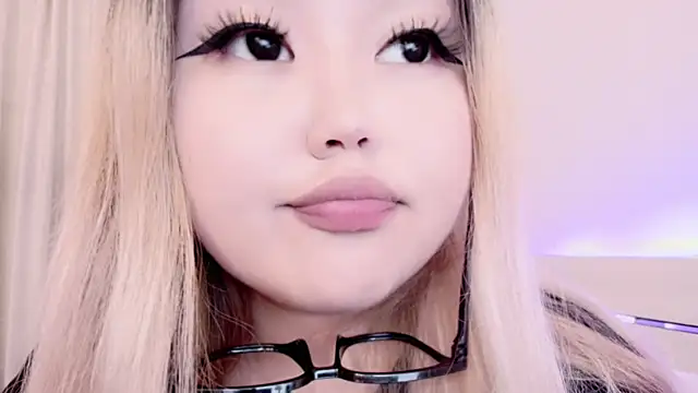 amelia sunlight online show from September 10, 2025, 4:50 pm