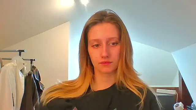 LUNA delight online show from February 26, 2025, 7:45 am