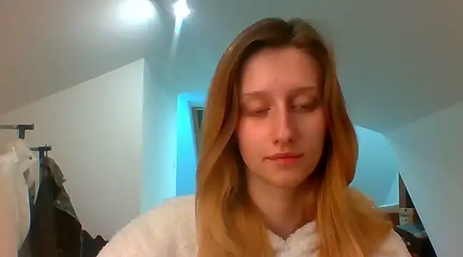 LUNA delight online show from January 8, 2025, 5:48 pm