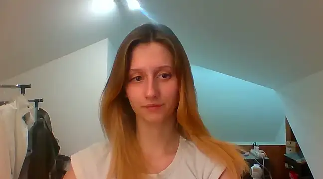 LUNA delight online show from January 15, 2025, 5:47 pm