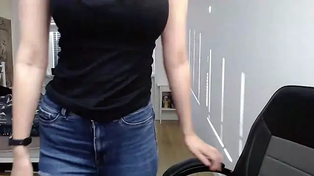 LUNA delight online show from September 9, 2025, 5:28 am