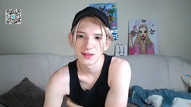 Snapshot of Ron_Vils chatting on October 5, 2025, 7:10 am Ron Vils online show from October 5, 2025, 7:10 am