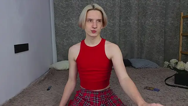 Snapshot of Ron_Vils chatting on November 9, 2025, 4:00 pm Ron Vils online show from November 9, 2025, 4:00 pm