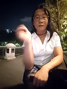 Snapshot of shampoo chatting on December 3, 2025, 5:23 pm shampoo online show from December 3, 2025, 5:23 pm