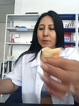 Megan jennerr online show from November 7, 2025, 2:43 pm