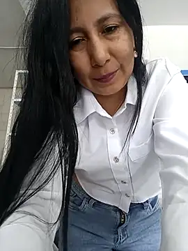 Megan jennerr online show from November 30, 2025, 3:02 pm