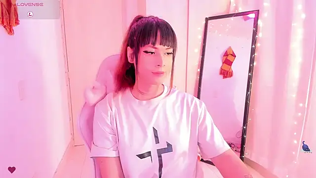 SeraphineADC online show from April 5, 2026, 3:35 am